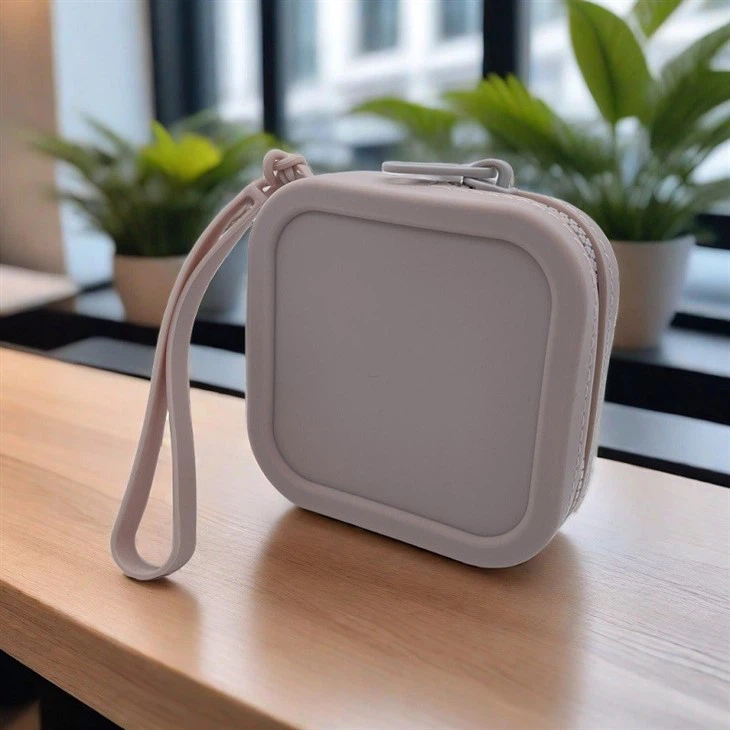 silicone coin purse beige